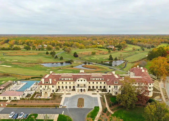 Premier Hotels & Accommodations in Charlottesville