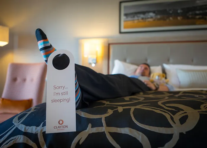 Best Hotels Near Manchester Airport with Parking