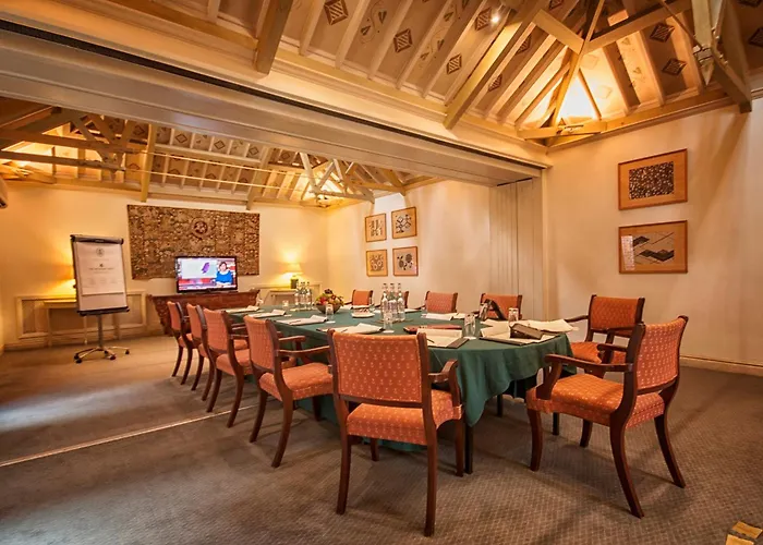 Best Hotels with Hot Tub in Room York
