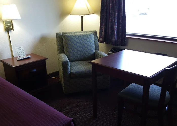 Best Hotels Near Maine Medical Center Portland